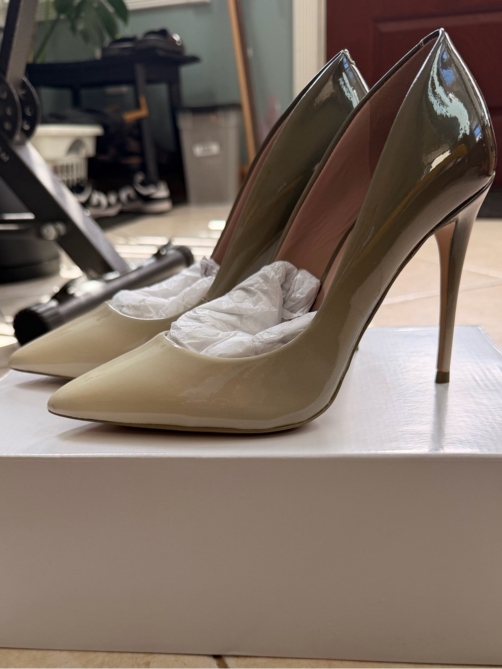 ALDO Patent Pointed-Toe Stiletto Pumps in Olive Green Ombré